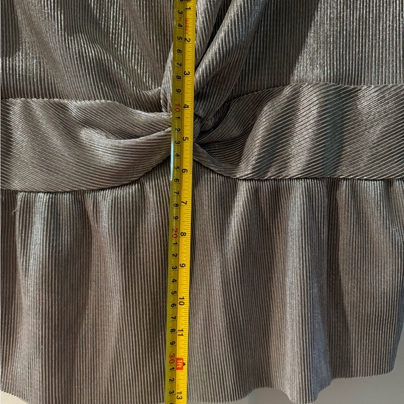 Stylish silver tank - Picture 9 of 10